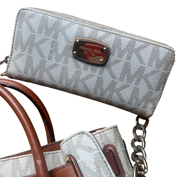 Michael Kors Hamilton North South Tote Vanilla + Matching Wallet - Picture 14 of 17